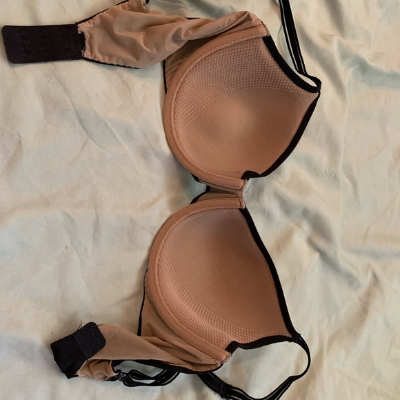 Victoria’s Secret bra - Picture 2 of 2
